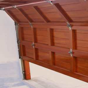 Venta de Puertas Seccionales en Villa el Salvador